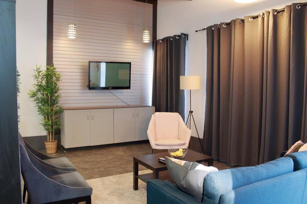 Suite #B, Industrial Styling, Ac ฮาลิแฟกซ์ ภายนอก รูปภาพ
